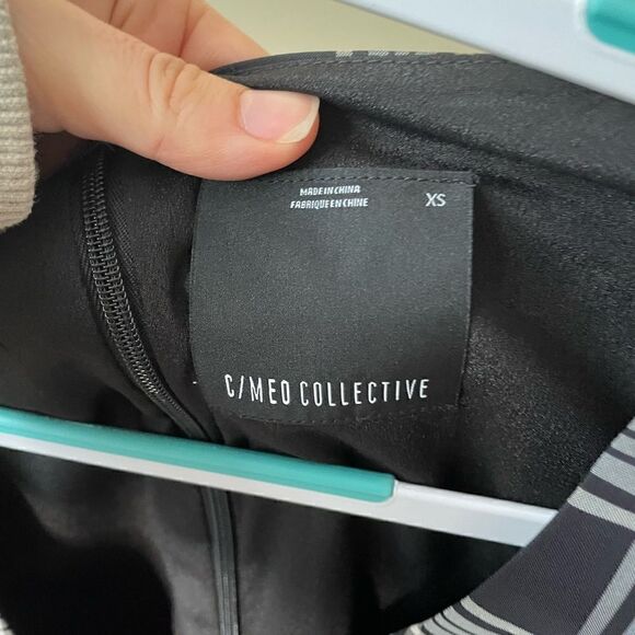 C/MEO COLLECTIVE SOLACE PLAYSUIT  - Picture 4 of 4